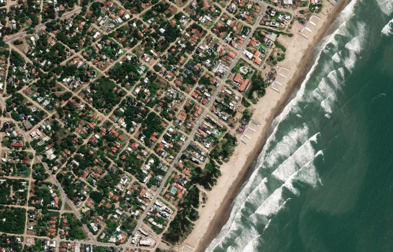 Vista satelital del complejo y la franja costera de Ostende